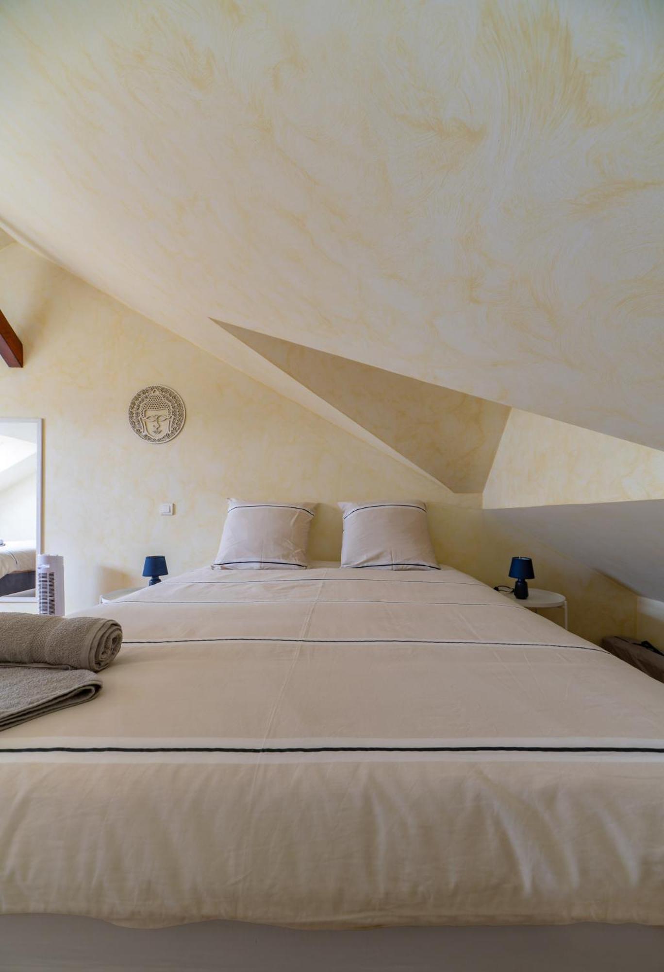 Le Grenet - Appartement Design En Duplex Vichy Kültér fotó